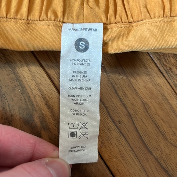 Yuna High Rise Shorts - Picture 3 of 3